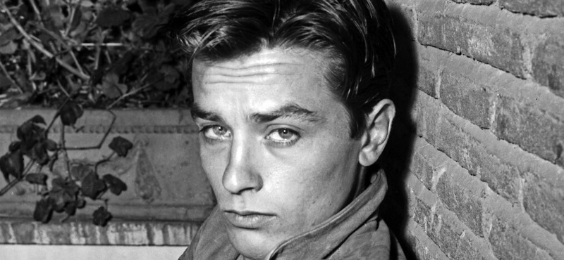 Elment Alain Delon, a filmművészet angyalarcú óriása