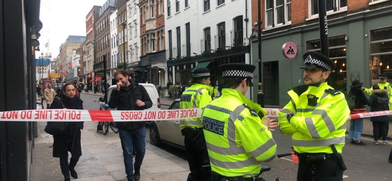 Bomba miatt kiürítik London központjának egy nagyobb részét