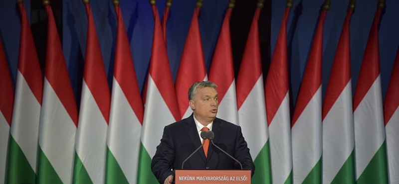 Így értékelt évet Orbán Viktor: "Politikai ellenfeleink reménytelen helyzetben vannak"