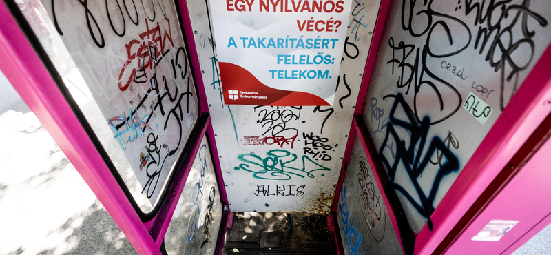 Válaszolt a Telekom Terézvárosnak: kötelező fenntartaniuk telefonfülkéket, akkor is, ha senki nem használja