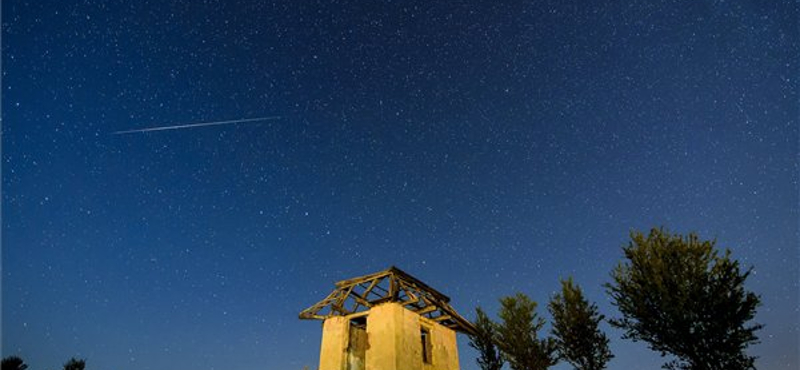 Meteort fotózott le az MTI Somoskőújfalu felett