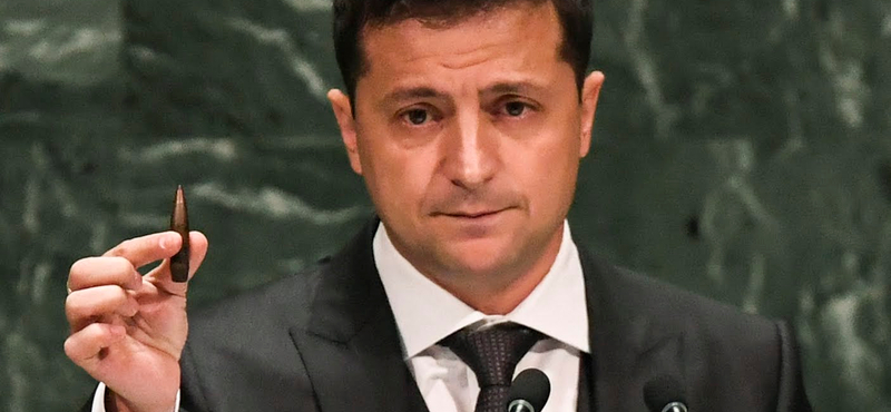 Zelenszkij korábban megnyert egy táncversenyt, és ő volt Paddington mackó ukrán hangja is