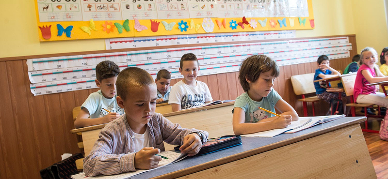 Félsiker: negyedikben javult a magyar gyerekek olvasása