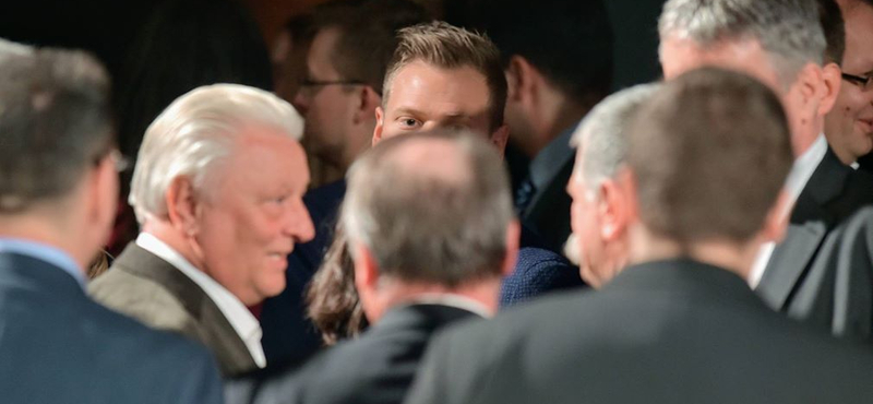 Felbukkant az évértékelőn a legtöbbet emlegetett Orbán-családtag is – fotó