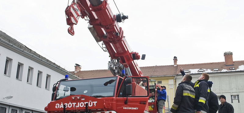 Nagy a baj a tűzoltóknál