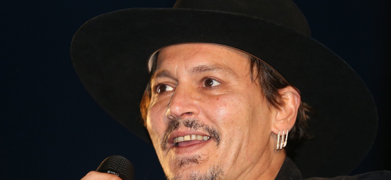 Johnny Depp Trump kivégzésével viccelődött