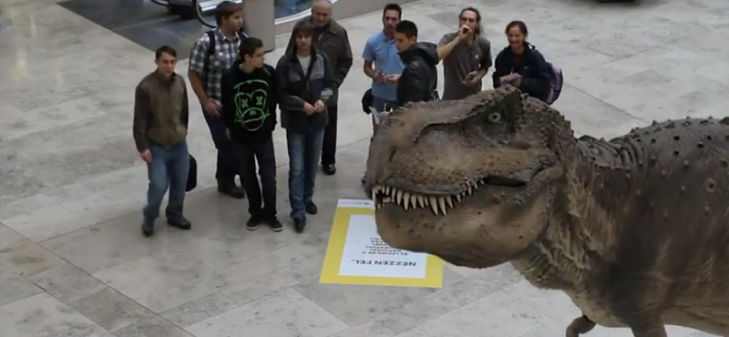 Dinoszauruszok és delfinek a hazai plázákban (videó)