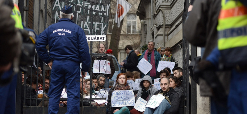 Megszólalt a Fidesz-székház priuszos védője: "sem Kubatov, sem más nem bízott meg"