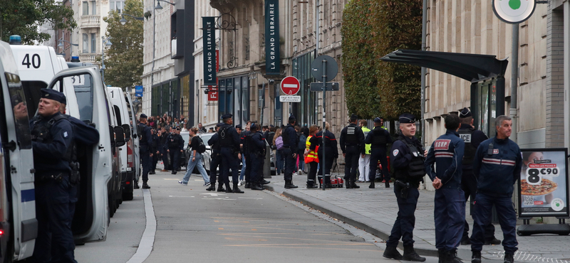 Terrortámadástól tartanak Franciaországban, szilveszterkor is készültség lesz