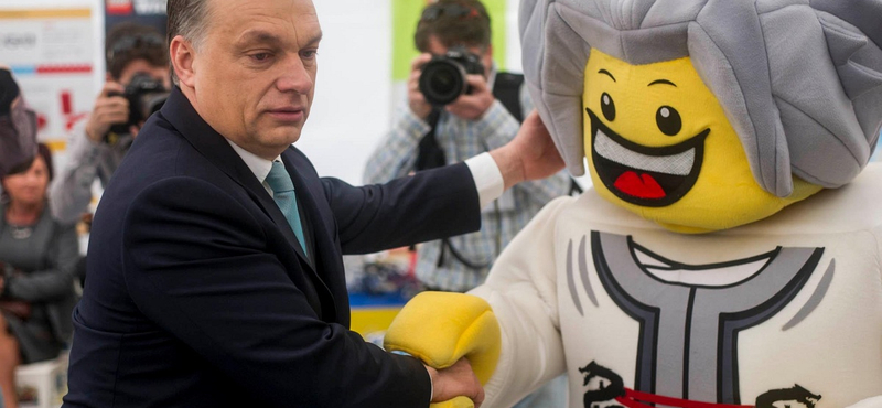 Orbán: Magyarország is Lego-kockákból épül