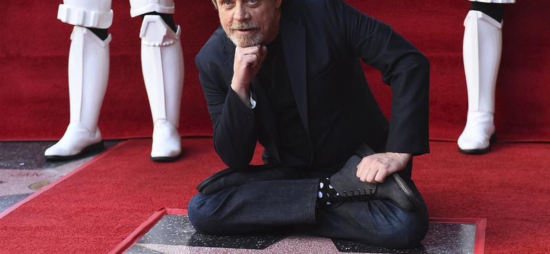 Mark Hamill ukrán Star Wars-idézettel és egy menő poszterrel állt ki Ukrajna mellett