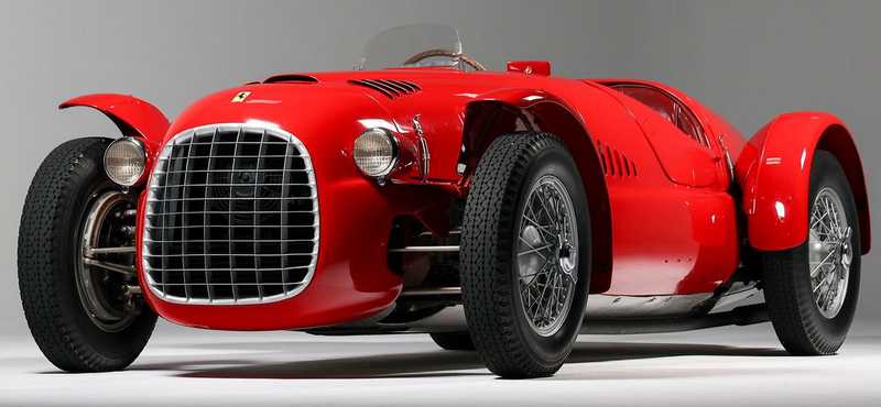 A legdrágább, több milliárd forintos tétel ez a 77 éves apró Ferrari