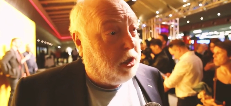 Vajna tévéjének nevet kell váltania