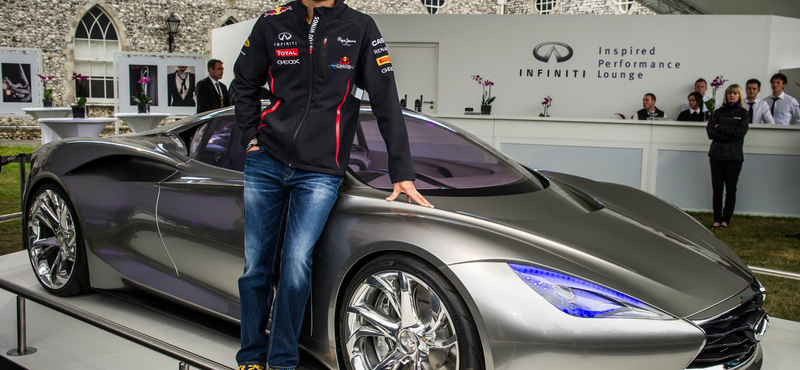 Mark Webber tesztelte az új Infinitit