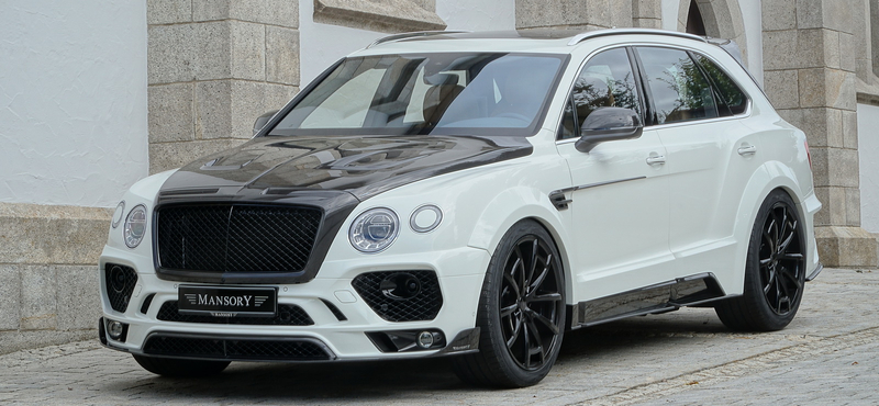 Négymásodperces autóvá gyúrta a Mansory a Bentley Bentaygát