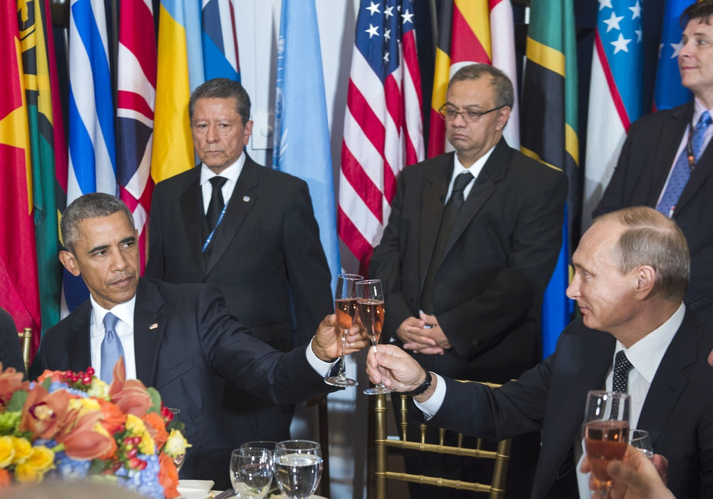 20151003004 - afp.15.09.28. - New York, USA: ENSZ-vacsora Ban Ki Mún (Ban Ki-moon) jóvoltából - Barack Obama, Vlagyimir Putyin - 7képei, évképei