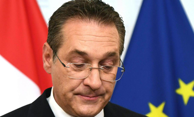 Strache-ügy: az ügyészség szerint nem jutott gazdasági előnyhöz a politikus