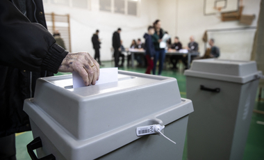 "A szavazófülkékbe zseblámpák kerültek elhelyezésre"