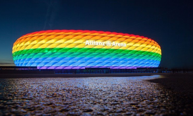 München vezetése hivatalosan kéri, hogy szivárványszínben világíthassák ki a stadiont