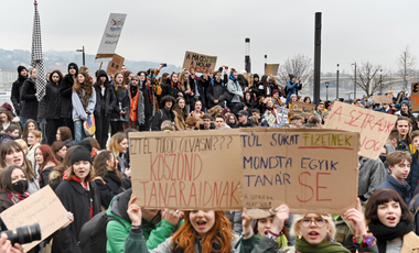 Népszava: Az Állami Számvevőszék szerint egész jól élnek a tanárok