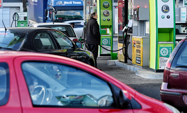 Az NGM szerint a benzinkutasok nem törődnek a családokkal, amikor a túl sok adóra panaszkodnak