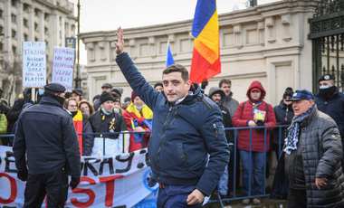 Most dől el, hogy az oroszokkal vagy a Nyugattal tart-e Románia – Fülke