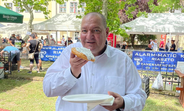 A pacaltól a parmezánon át a pálinkáig: a szélsőjobb magához ragadta a nemzeti konyhát