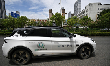 Európában kezdi el tesztelni az önvezető taxijait Kína egyik legnagyobb technológiai cége