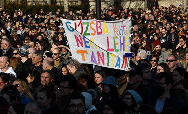 A tanártüntetés idején mondott köszönetet a nem sztrájkoló tanároknak az Emmi