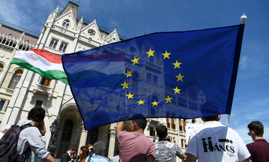 „Ha nem változik valami drámai módon, Magyarország megmarad a bot a küllők között, valahol az EU félperifériáján”