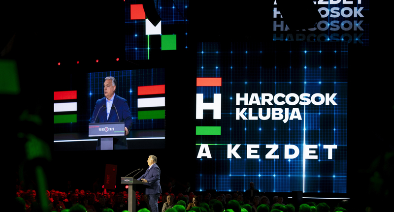 A Harcosok Klubjában látja most Orbán a hatalom őrzőit – látványos a körítés, de mintha láttunk volna már hasonló csodafegyvert A Harcosok Klubjában látja most Orbán a hatalom őrzőit – látványos a körítés, de mintha láttunk volna már hasonló csodafegyvert