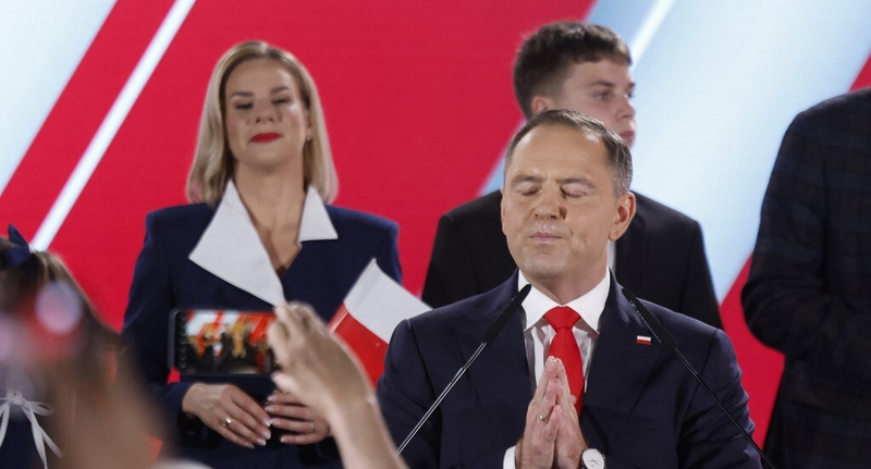 Keményfiúkkal barátkozott és tudósok elleni tisztogatással vált hírhedtté az új lengyel elnök Keményfiúkkal barátkozott és tudósok elleni tisztogatással vált hírhedtté az új lengyel elnök