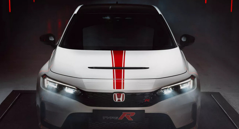 Stílusosan int búcsút a legizgalmasabb Honda Stílusosan int búcsút a legizgalmasabb Honda