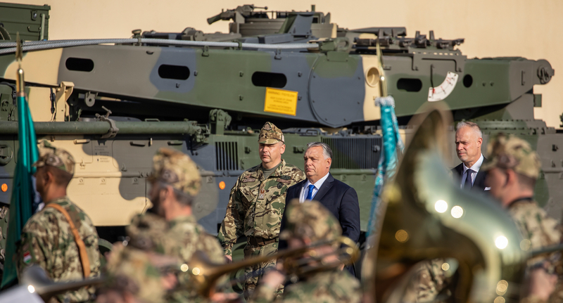 A magyar állam készül a háborúra, de azt nem hajlandó elárulni, nekünk hogyan kellene