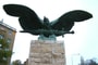 Lázár János "nemzeti emlékként" műemléki védelmet ad a hegyvidéki Turul-szobornak