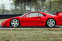 A normál Ferrari F40-nél sokkal durvább verseny verziót kínálnak eladásra
