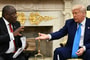 Trump a dél-afrikai elnöknek: „Népirtás” zajlik a fehér telepesek ellen az országában