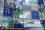 Az ÁSZ-elnök most se nevezte nevén Mészáros bankját, de elárulta, hogy az mire adott kölcsönt egy 233 milliárdos adósságú MNB-cégnek