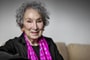 Margaret Atwood a HVG-nek: Ha diktátor vagy, jobb, ha alapos munkát végzel, mert rád omolhat a rendszer