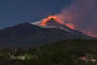 Újra kitört az Etna, látványos felvételek készültek róla